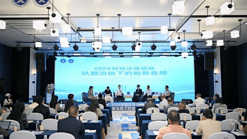 人工记账与软件代账：一场关于效率与安全的博弈
